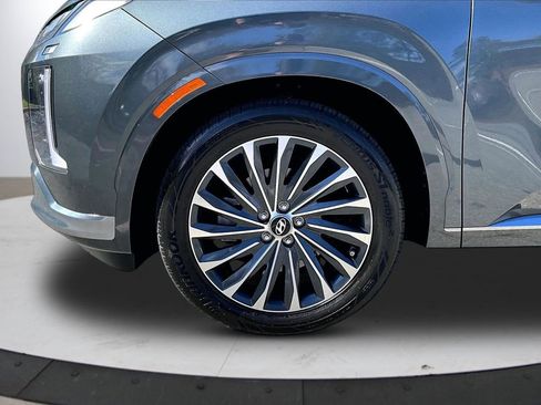 Used 2023 Hyundai Palisade Calligraphy w/ Cargo Package image 34