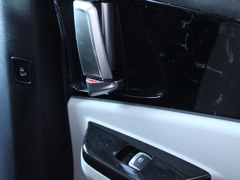 Used 2024 Kia Carnival SX Prestige image 48