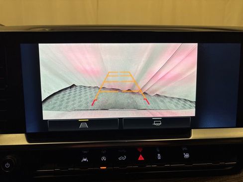 Used 2025 Chevrolet Silverado 1500 LT w/ Protection Package image 21