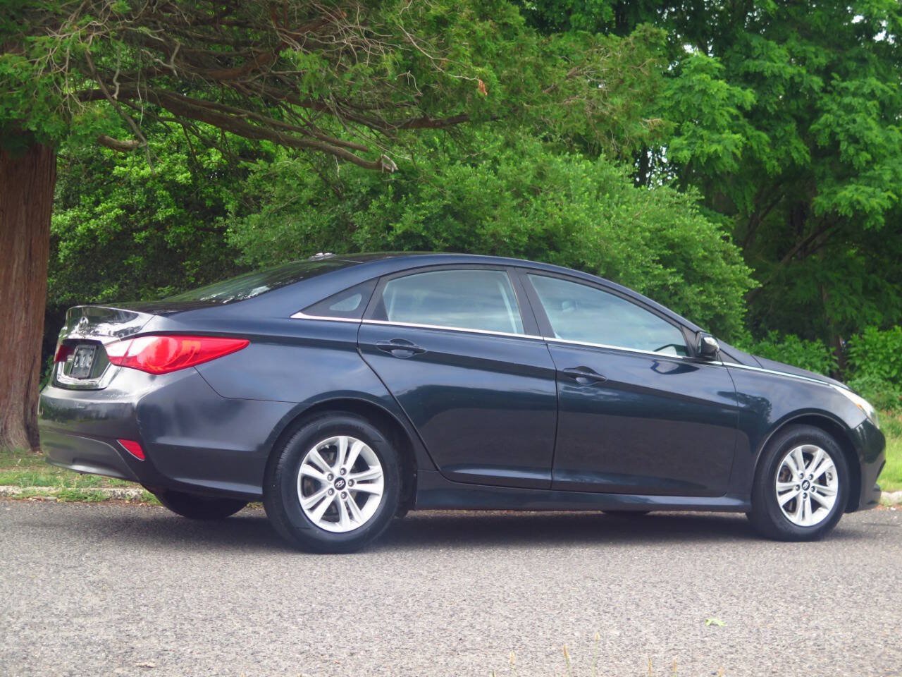 Used 2014 Hyundai Sonata GLS w/ Popular Equipment Group 2 FWD image 4