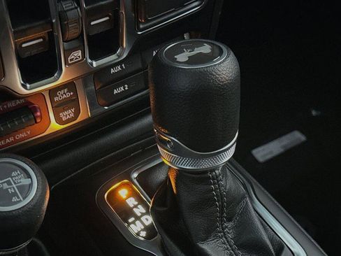 New 2024 Jeep Wrangler Unlimited Rubicon 4xe w/ Technology Group image 15