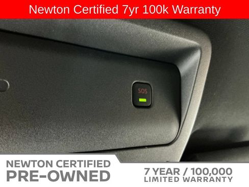 Used 2025 Nissan Frontier PRO-4X AWD/4WD image 32