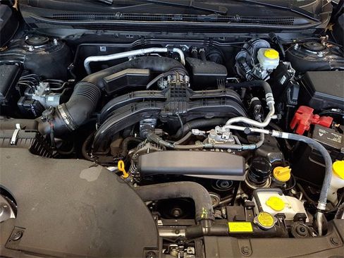 Certified 2025 Subaru Outback Limited image 29