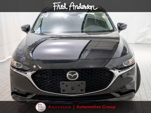Used 2024 MAZDA MAZDA3 s FWD image 2