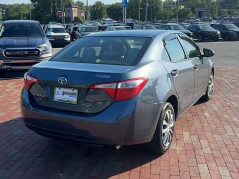 Used 2016 Toyota Corolla LE FWD image 2