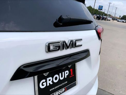 Used 2023 GMC Terrain SLT w/ Elevation Edition FWD image 30