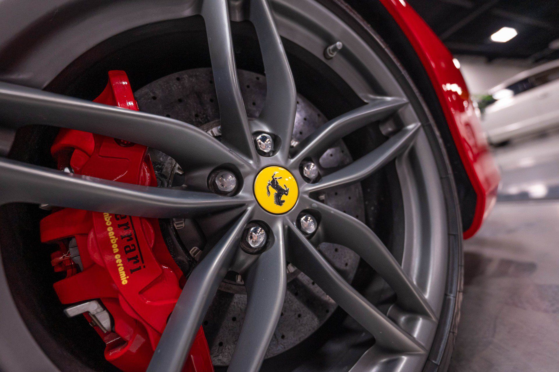 Used 2018 Ferrari 488 GTB RWD image 25