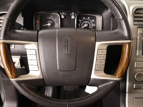 Used 2007 Lincoln MKX 2WD image 3