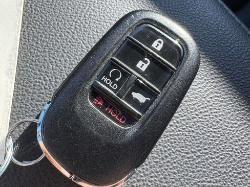 Used 2024 Honda Civic EX-L image 30