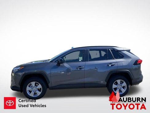 Certified 2025 Toyota RAV4 LE AWD/4WD image 5