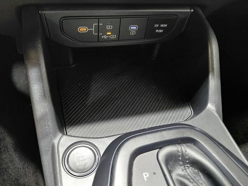 Used 2025 Kia K4 FWD image 32