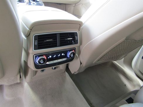 Used 2018 Audi Q7 3.0T Premium Plus image 11