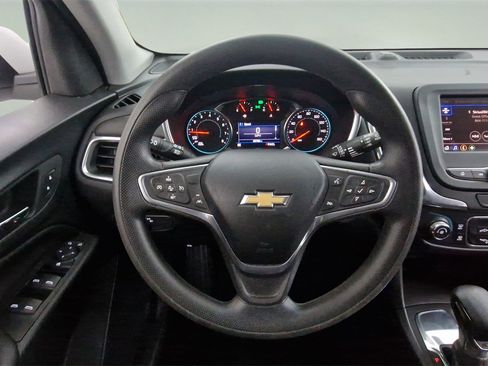 Used 2022 Chevrolet Equinox LT w/ LPO, Floor Liner Package image 11