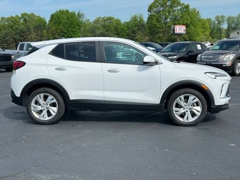 Certified 2024 Buick Encore GX Preferred FWD image 41