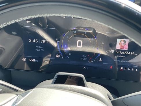 New 2025 Chevrolet Traverse LT w/ Enhanced Driving Package image 11