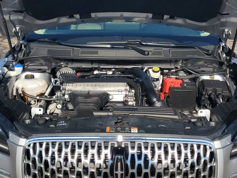 Used 2023 Lincoln Corsair FWD w/ Equipment Group 101A image 8