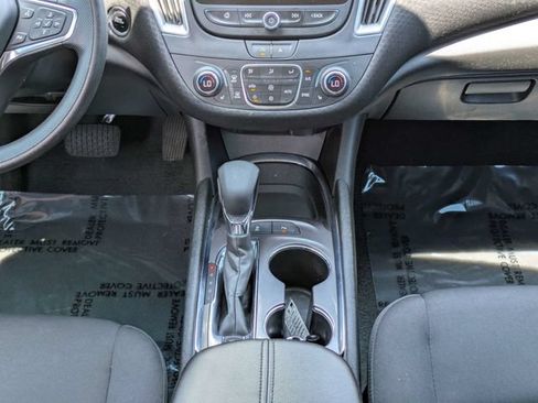 Used 2024 Chevrolet Malibu LT FWD image 15