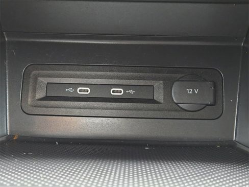 Used 2022 Volkswagen Atlas SE image 22