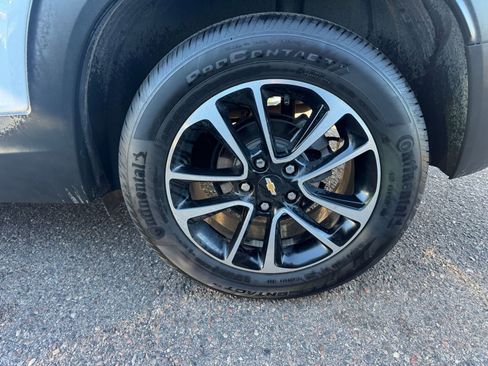Used 2025 Chevrolet TrailBlazer LT image 28