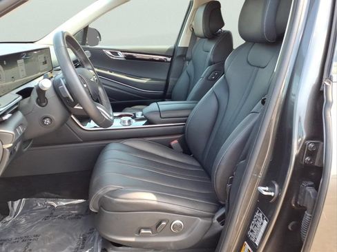 Used 2025 Genesis GV80 2.5T Standard AWD/4WD image 23
