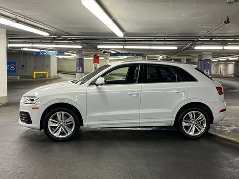 Used 2018 Audi Q3 2.0T Premium Plus w/ Premium Plus Package image 31