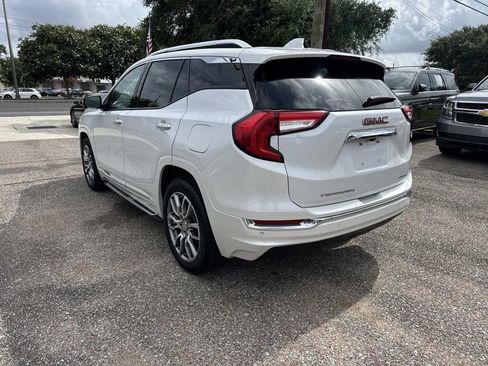 Used 2022 GMC Terrain Denali w/ Denali Premium Package AWD/4WD image 6