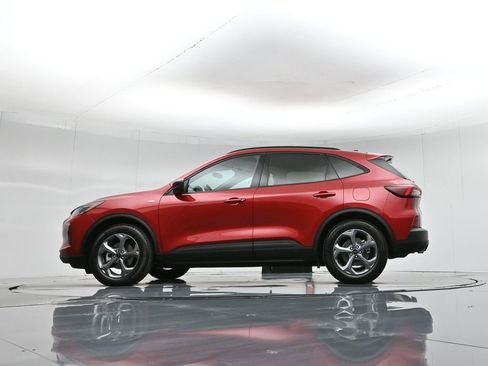 Used 2025 Ford Escape ST-Line w/ Equipment Group 301A image 55