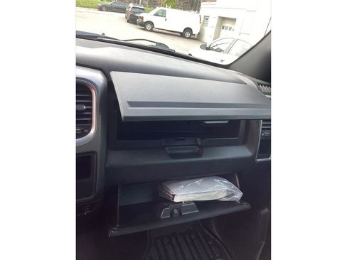 Used 2022 RAM 1500 Classic Warlock AWD/4WD image 35