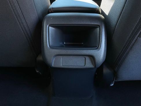 Certified 2025 Honda HR-V Sport image 36