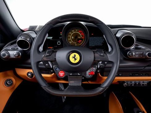 Used 2023 Ferrari F8 Tributo image 6