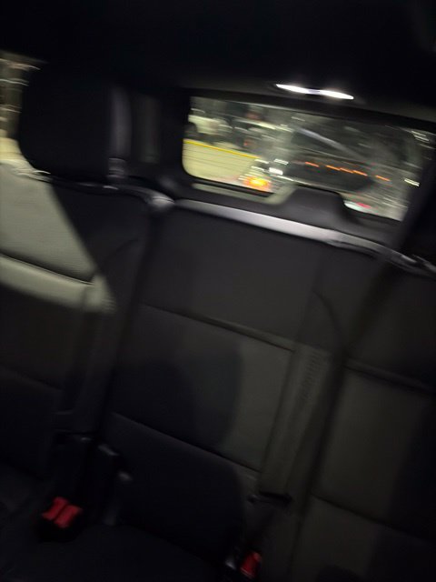 Used 2023 GMC Yukon XL Denali w/ Advanced Technology Package AWD/4WD image 4