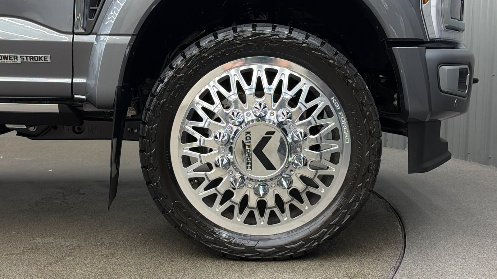 Used 2026 Ford F450 Platinum w/ Platinum Plus Package AWD/4WD image 9