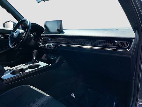 Used 2023 Honda Civic Sport image 29