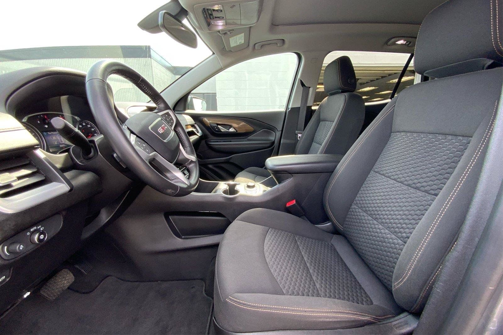 Used 2019 GMC Terrain SLE w/ Driver Convenience Package AWD/4WD image 10