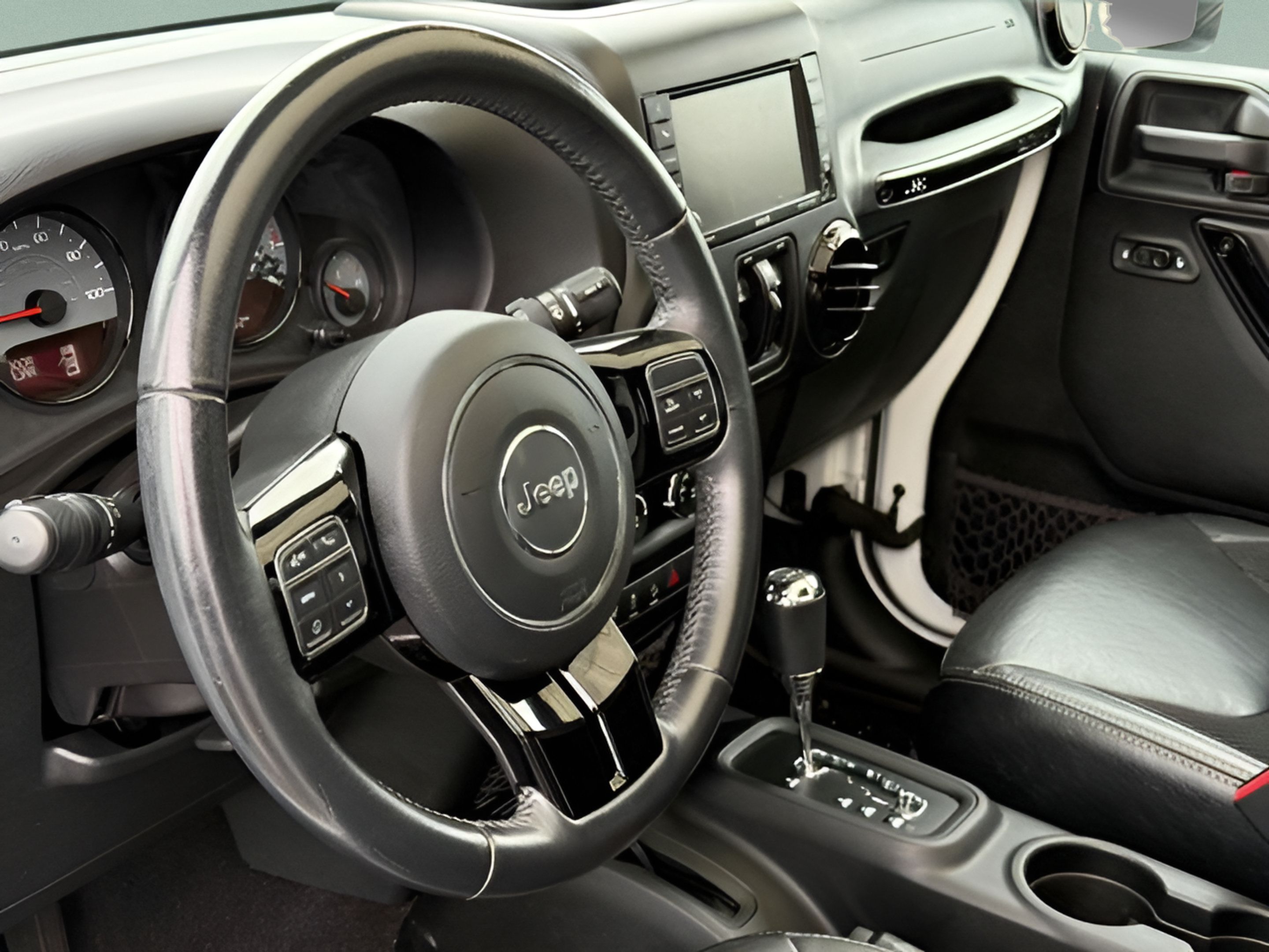 Used 2017 Jeep Wrangler Unlimited Sahara AWD/4WD image 17