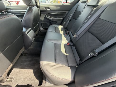 Used 2024 Nissan Altima 2.5 SR FWD image 27
