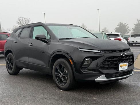 New 2026 Chevrolet Blazer LT w/ Convenience Package image 2