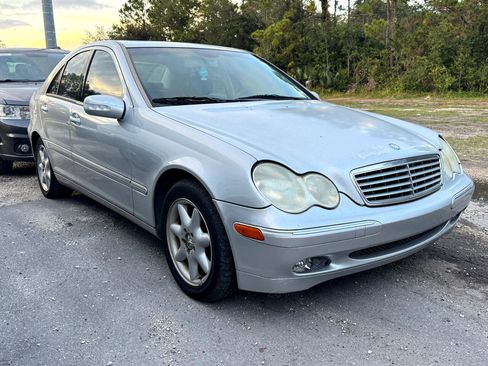 Used 2003 Mercedes-Benz C 240 Sedan image 4