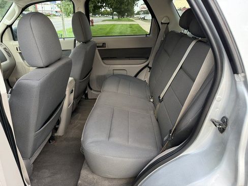 Used 2009 Ford Escape XLT AWD/4WD image 10