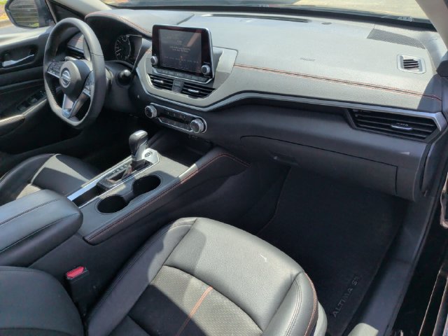 Used 2022 Nissan Altima 2.5 SR FWD image 17