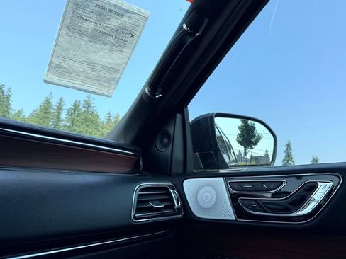 Certified 2021 Lincoln Navigator Reserve AWD/4WD image 24