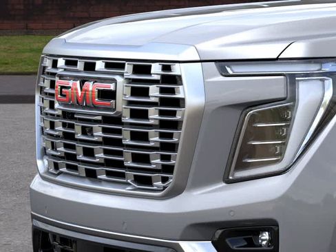 New 2026 GMC Yukon XL Denali w/ Denali Reserve Package AWD/4WD image 13