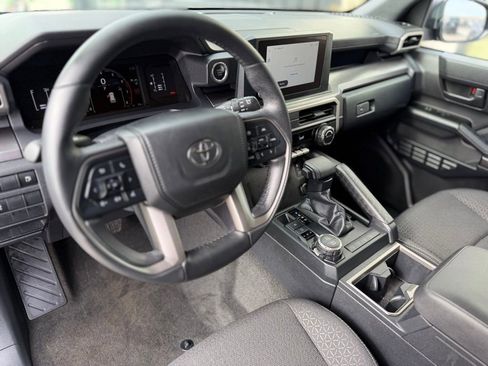 Used 2025 Toyota 4Runner SR5 image 9