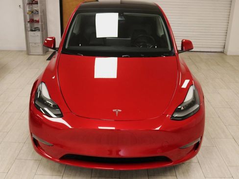 Used 2023 Tesla Model Y Performance image 84