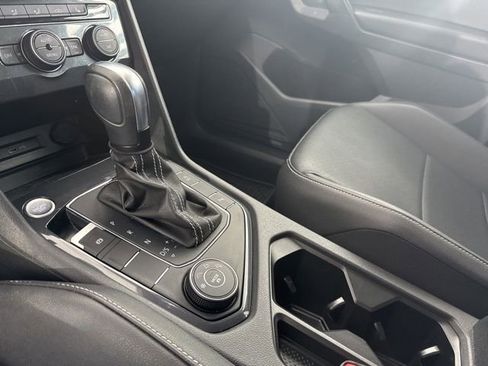Used 2021 Volkswagen Tiguan SEL image 26