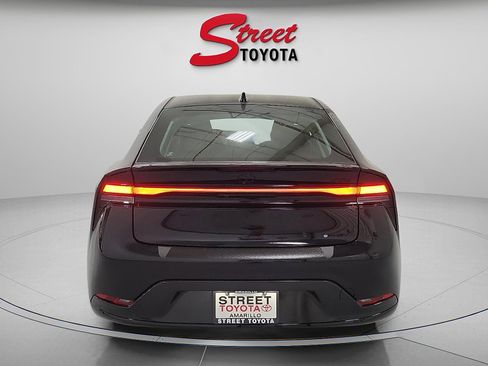 New 2026 Toyota Prius Plug-In Hybrid FWD image 3