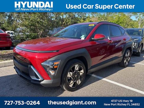 Used 2024 Hyundai Kona SEL w/ Convenience Package image 1