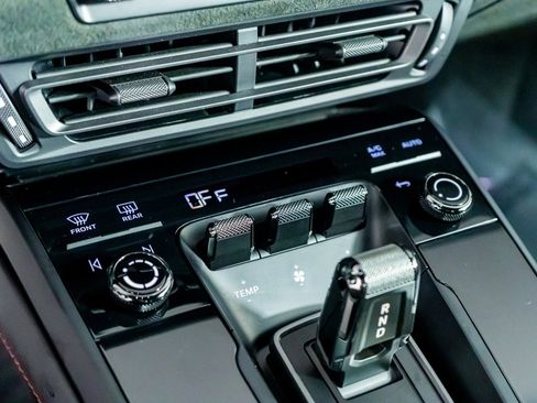 Used 2024 Porsche 911 Carrera GTS image 45