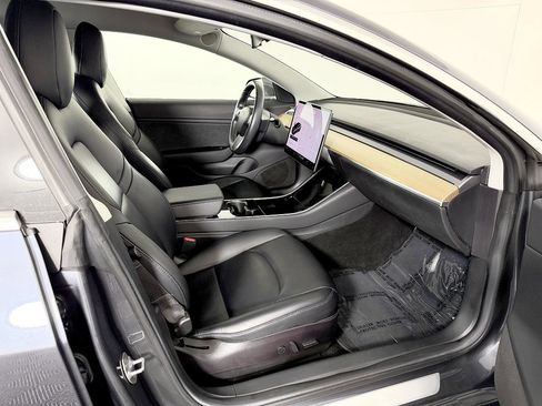 Used 2018 Tesla Model 3 Long Range RWD image 43