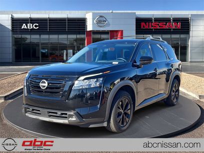 Used 2023 Nissan Pathfinder SL w/ Lighting Package (N92)